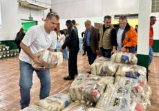 Enchentes no RS: Conab distribui cestas de alimentos a municípios