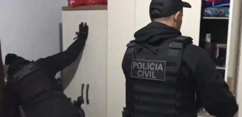 Polícia Civil prende 60 pessoas em operação contra facções no RS e SC