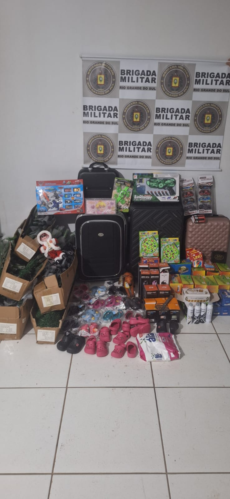 Operação apreende produtos estrangeiros em Cerro Largo