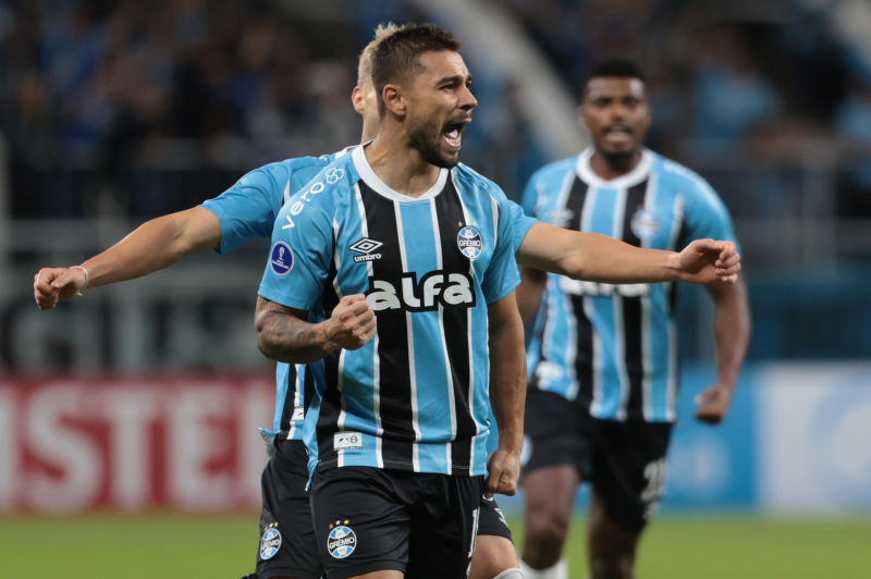 Grêmio empata com Godoy Cruz e fica mais longe da vaga direta nas oitavas da Sul-Americana