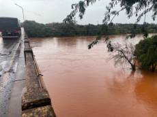 Rio Ijuí transborda e deixa famílias desalojadas em Entre-Ijuís