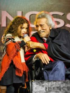 Pedro Ortaça comemora 83 anos com retorno aos palcos