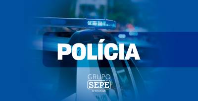 Mulher tem celular roubado por dupla em motocicleta em Santo Ângelo