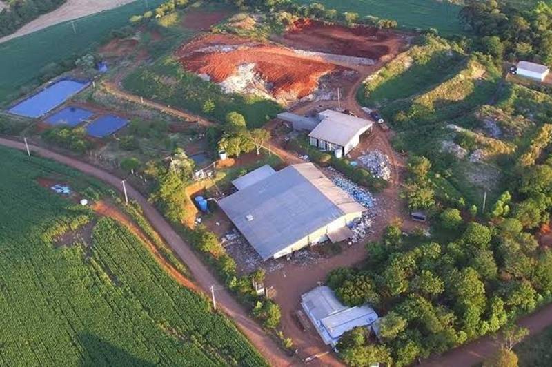 Incêndio atinge aterro sanitário em Seberi