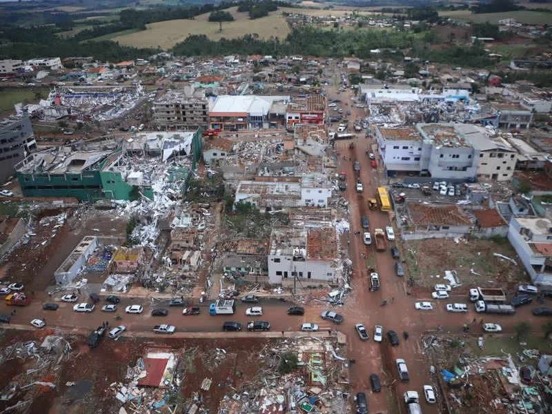 Três tornados atingiram o Paraná na última sexta-feira, apontam especialistas