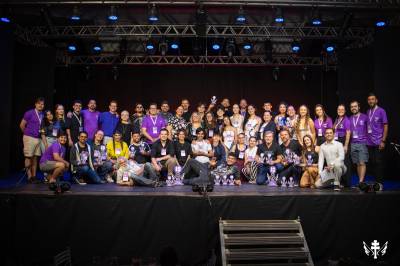 FIT encerra edição histórica celebrando 10 anos com mais de 200 artistas no palco e grande noite de premiação em Santo Ângelo