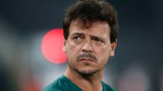 Corinthians prioriza Fernando Diniz e avança por novo treinador após demissão de Dorival