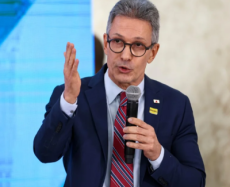 Zema diz que candidatura de Flávio pode favorecer reeleição de Lula