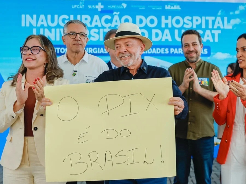Lula diz que está esperando telefonema de Trump para explicar o que aconteceu sobre tarifas
