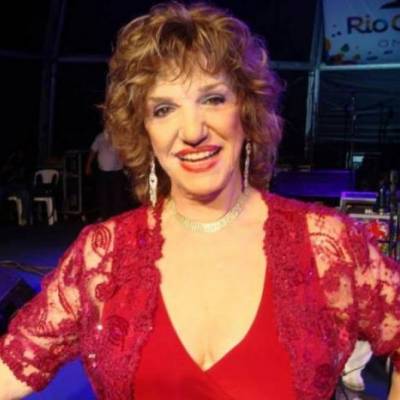 Morre Adelaide Chiozzo, cantora de Beijinho Doce 