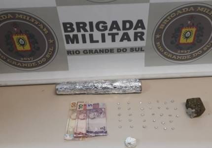 Homem é preso com 33 pedras de crack em Giruá 