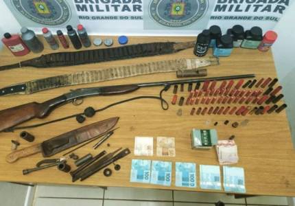 Patrulha Rural prende homem por posse irregular de arma em Santo Ângelo