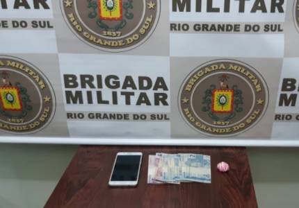 Dupla é presa por tráfico de droga em Santo Antônio das Missões