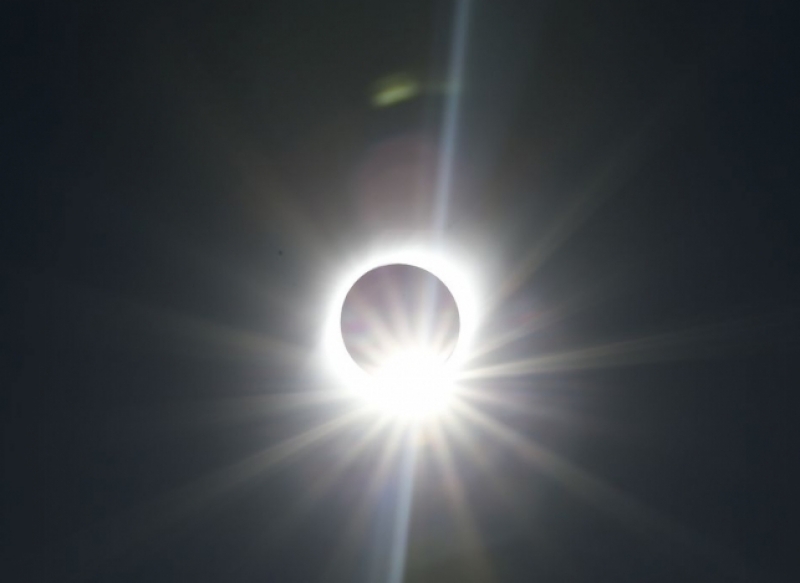 Brasil terá eclipse solar parcial hoje, entre meio-dia e 15h