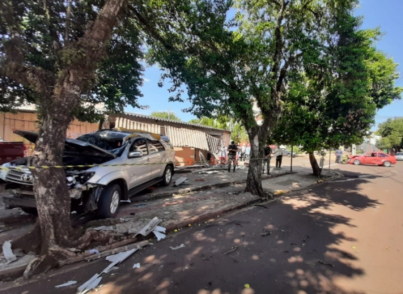 Grave acidente deixa quatro pessoas feridas no centro de Santo Ângelo