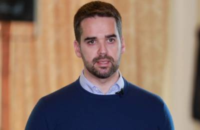 Eduardo Leite decide abrir mão de pensão