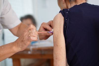 Saúde divulga calendário semanal de vacinação contra a Covid-19