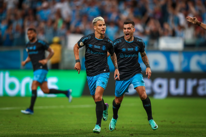 Grêmio vence e se garante matematicamente na pré-Libertadores