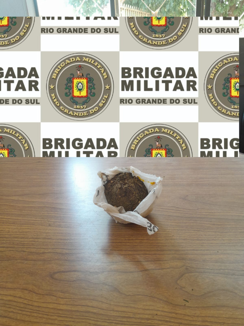 BM de Santo Ângelo intercepta lançamento de drogas para interior do Presídio Regional