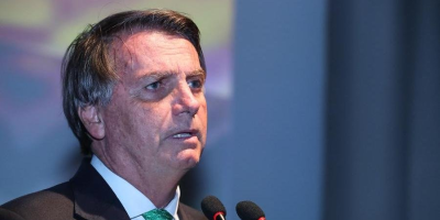 Moraes dá 15 dias para PGR avaliar denúncia contra Bolsonaro por fraude nos cartões de vacina