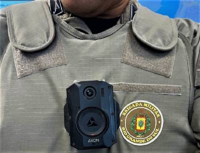 Câmeras corporais devem começar a ser utilizadas pelas polícias do RS ainda em 2024