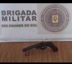 Arma é apreendida pela Brigada Militar em Guarani das Missões