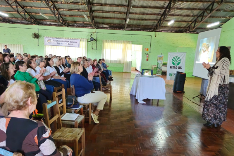 Palestra realizada em Boa Vista do Buricá enaltece mulheres rurais e incentiva a defesa dos direitos humanos