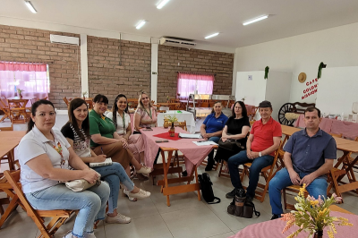 Reunião discute organização do calendário de fornecimento da agricultura familiar para 2026