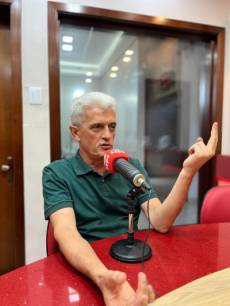 Prefeito Nivio defende corte de gratificações e horas extras para evitar parcelamento de salários