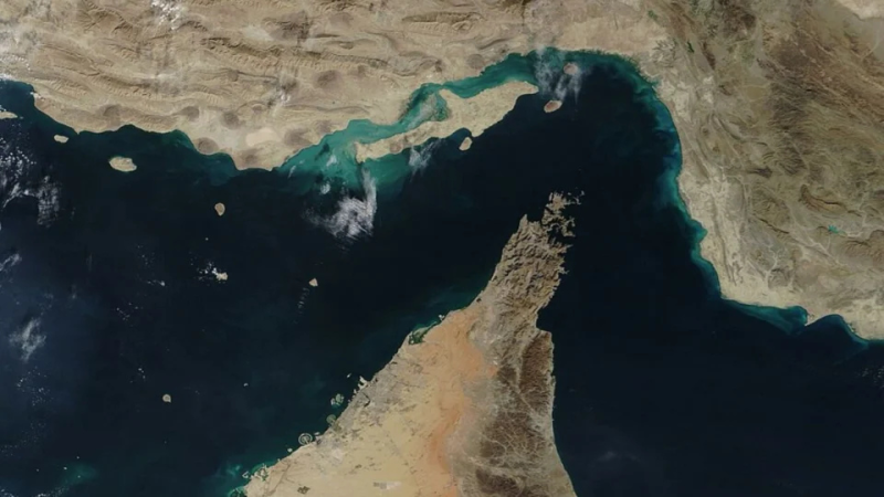 EUA afirmam que nenhum navio passou pelo bloqueio ao Estreito de Ormuz