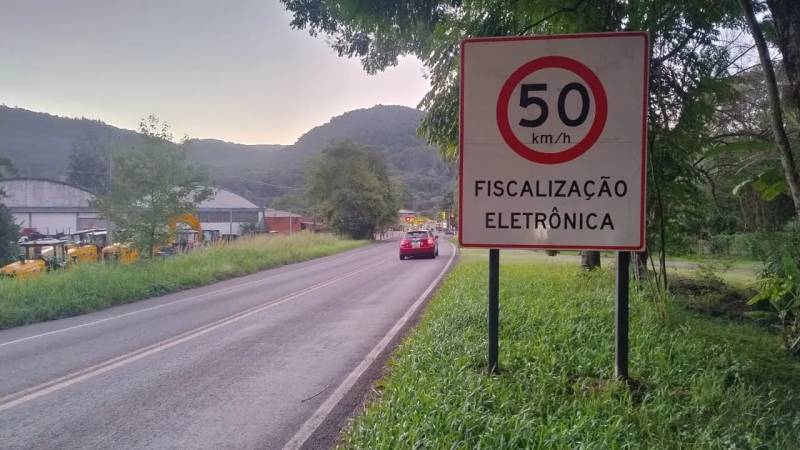 Fim das placas de radar muda fiscalização nas estradas brasileiras