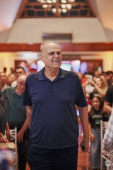 Morre Oscar Schmidt, lenda do basquete brasileiro