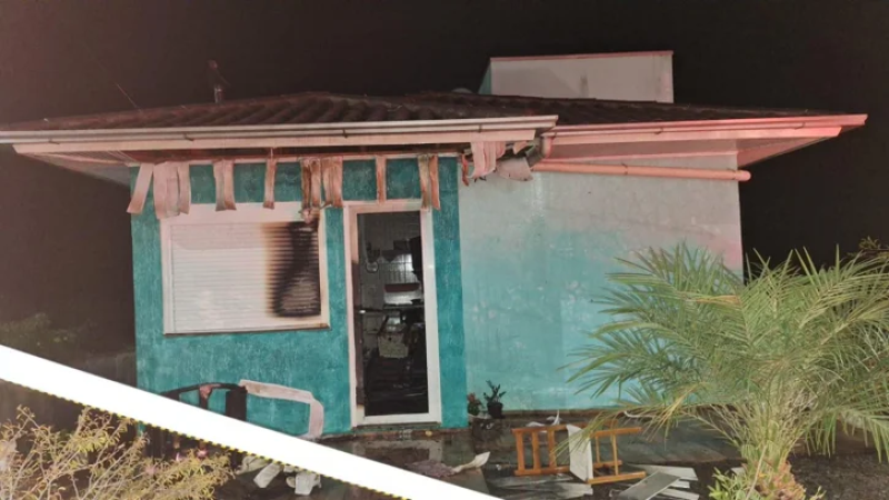 Homem é preso após agredir esposa e incendiar casa no norte do RS