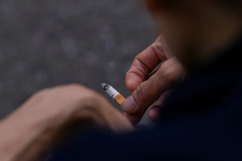 Nova lei do Reino Unido proíbe cigarro para nascidos a partir de 2009