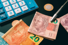 Desenrola 2.0: programa prevê desconto de dezenas de bilhões de reais para devedores do Fies
