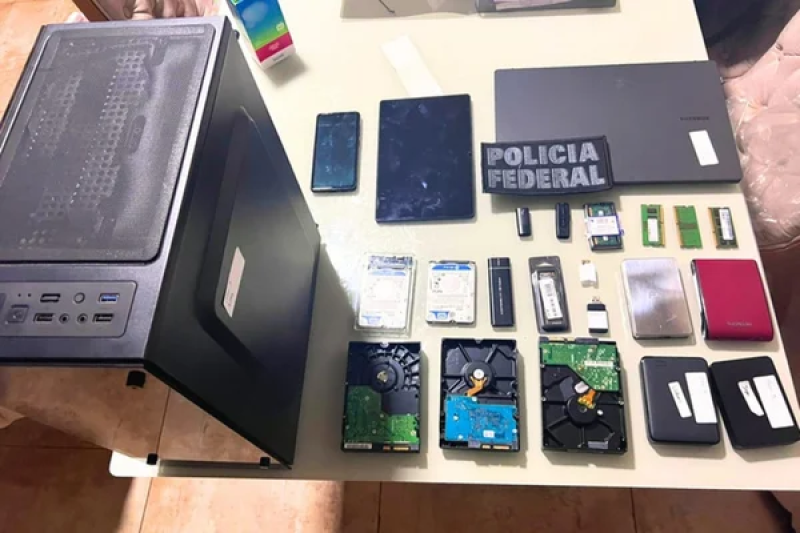 PF prende três suspeitos de divulgar imagens de abuso sexual contra crianças e adolescentes na internet