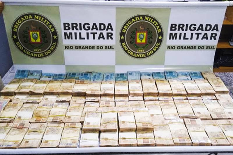 Brigada Militar aprende mais de R$ 400 mil em Porto Xavier