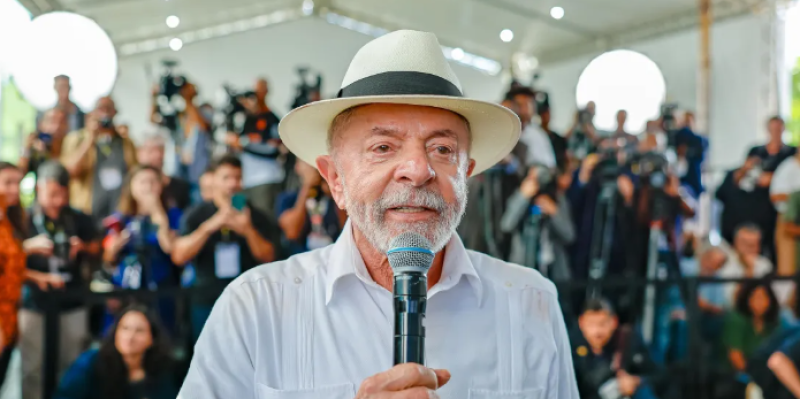 Lula diz em Manaus: “quem quiser ser dono do território vai ser dono da cadeia”