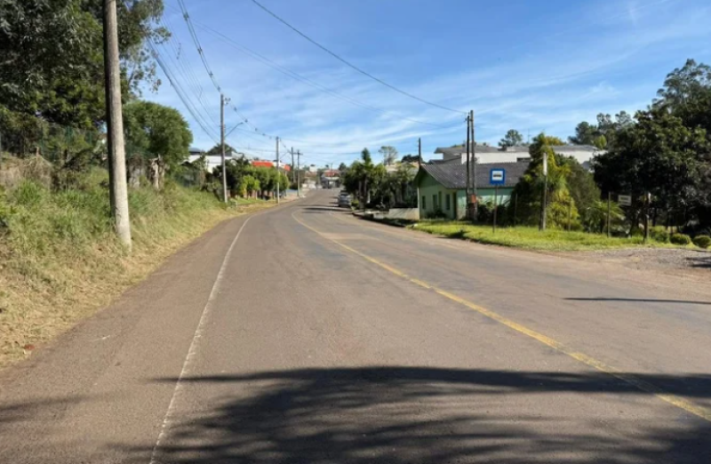 Mulher atropelada pelo namorado segue internada em Erechim; suspeito não foi localizado