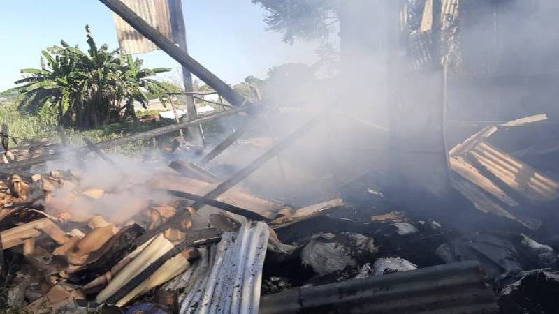 Incêndio atinge novamente a empresa de carvão Poerner, em Santo Ângelo