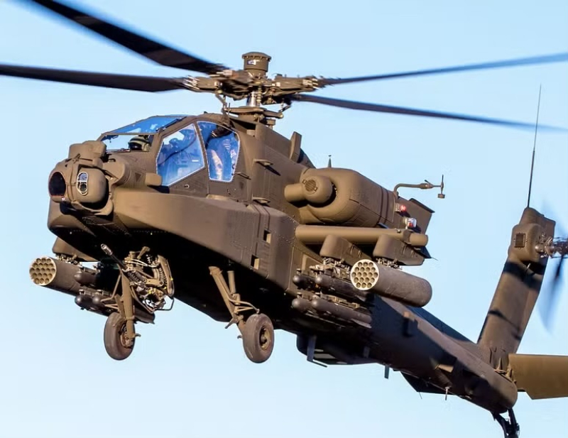 EUA lançam bombardeio contra o Irã em retaliação à derrubada de helicóptero em Ormuz