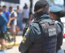 Homem mata mulher estrangulada e diz que precisava “expulsar demônios”