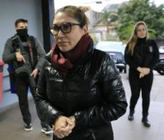 Ex-secretária de Canoas e mais três são indiciados por eutanásia de animais e desvio de doações