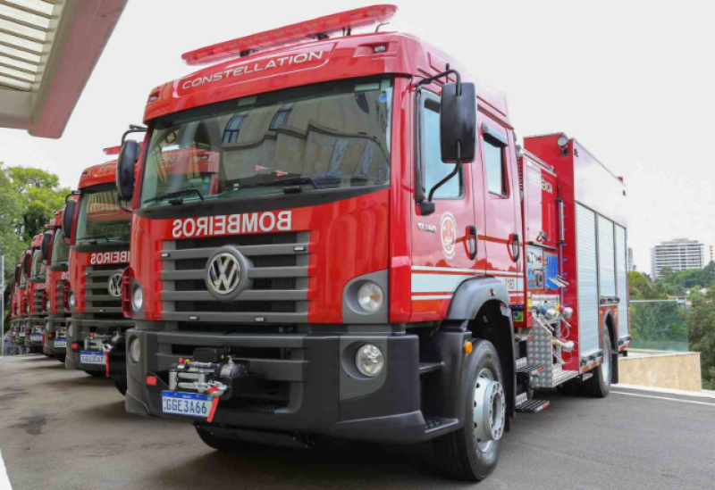 Motorista de 50 anos morre em colisão frontal com caminhão na ERS-324, em Passo Fundo