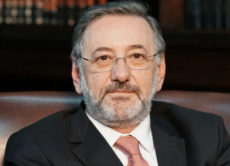 Ministro diz que novo tarifaço dos EUA afetará 18% das exportações brasileiras
