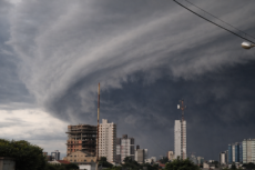 Temporais deixam 49 cidades com danos no RS; Inmet mantém alerta