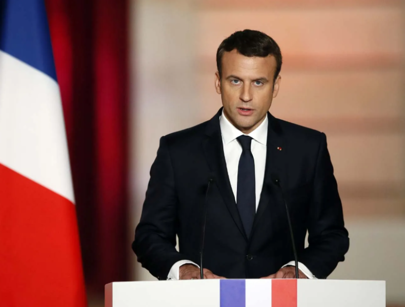 Parlamento da França aprova proibição de redes sociais para menores de 15 anos