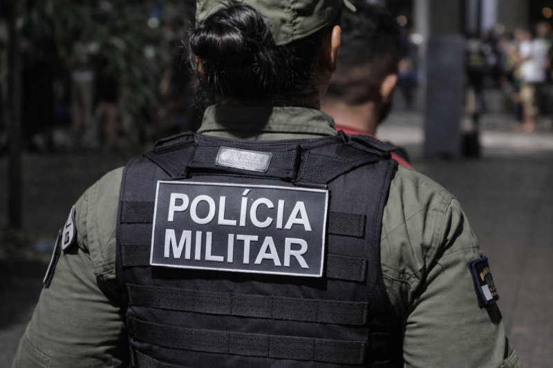 Dupla é presa após furtar R$ 400 mil em joias de loja em shopping