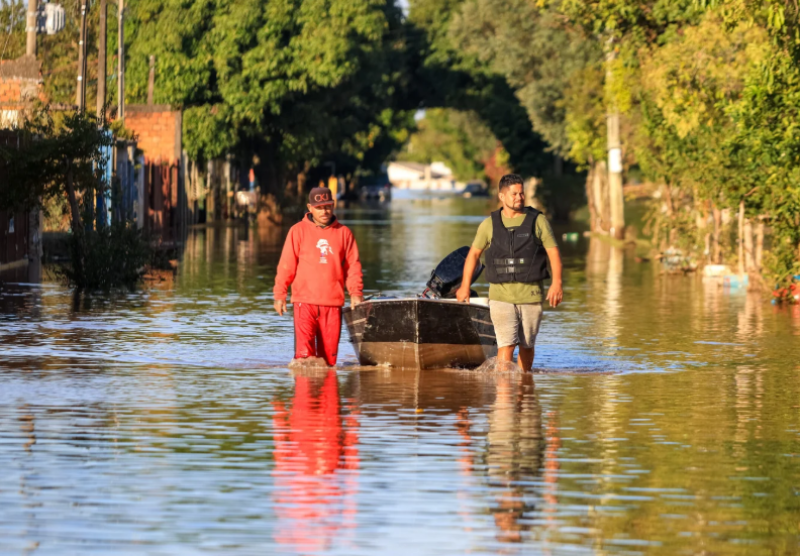 Após chuva, população deve redobrar cuidados para evitar doenças e acidentes no Rio Grande do Sul