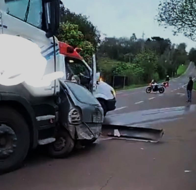 Vítima de acidente entre carro e carreta na ERS-342 é identificada